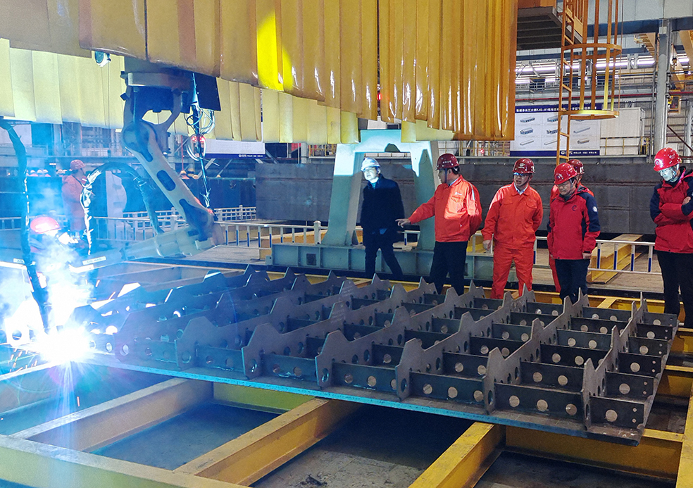 世界级工程山桥造！张靖皋长江大桥ZJG-C1标段钢塔制造正式开工！(图2)