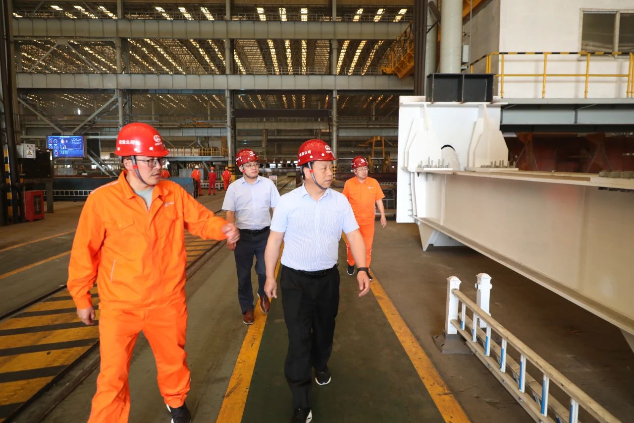 曹东威到中铁山桥（南通）有限公司开展调研并现场办公(图2)