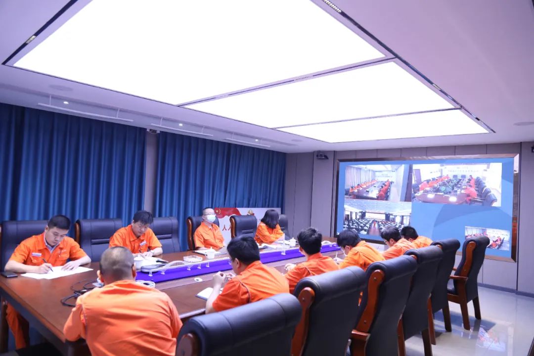 人人讲安全 个个会应急丨南通公司开展“安全生产月”启动仪式暨宣誓签名活动(图1)