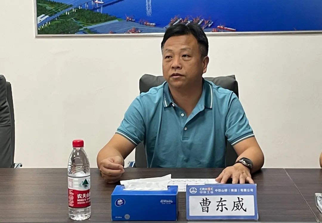 曹东威一行到张靖皋长江大桥项目部开展安全检查(图2)