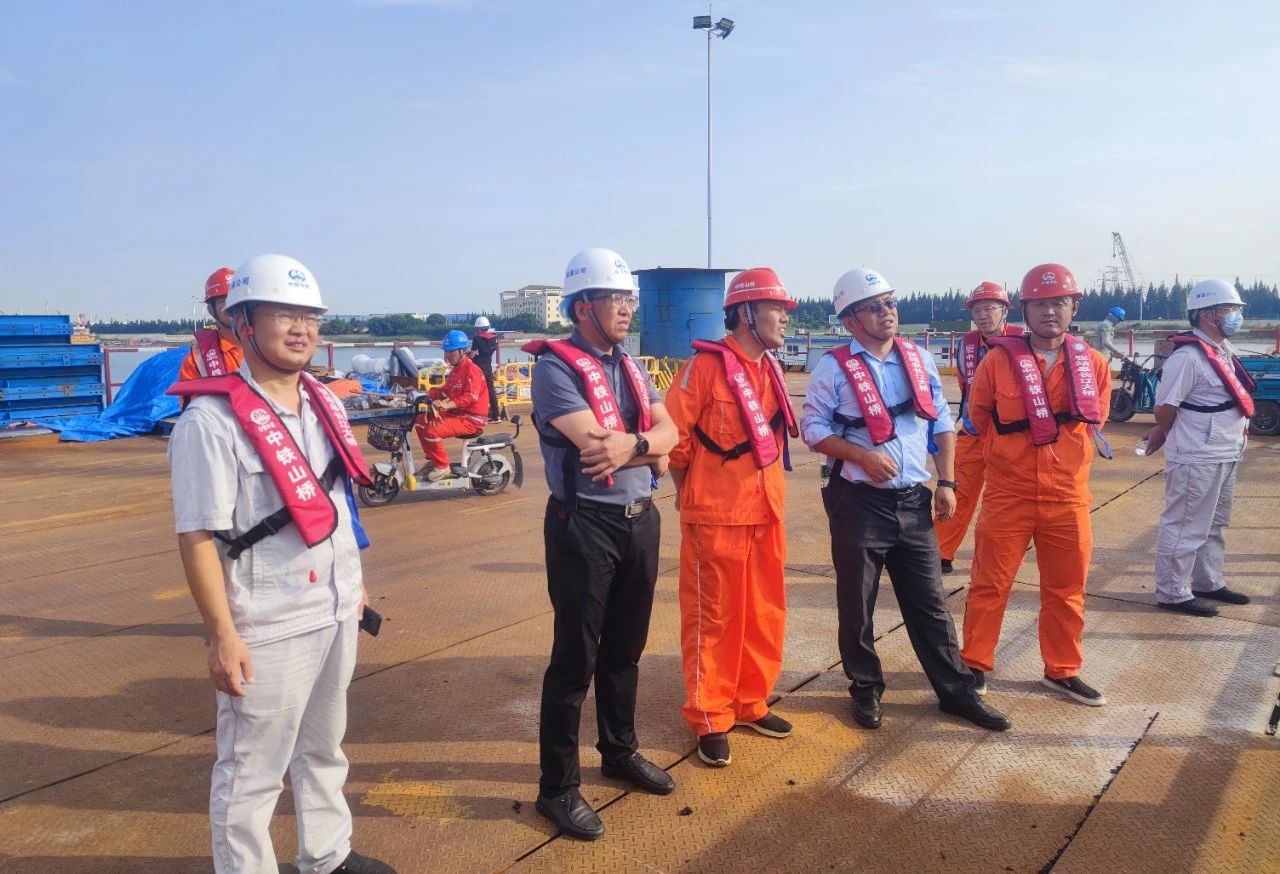 胡广瑞到南通公司开展技术质量联查(图2)