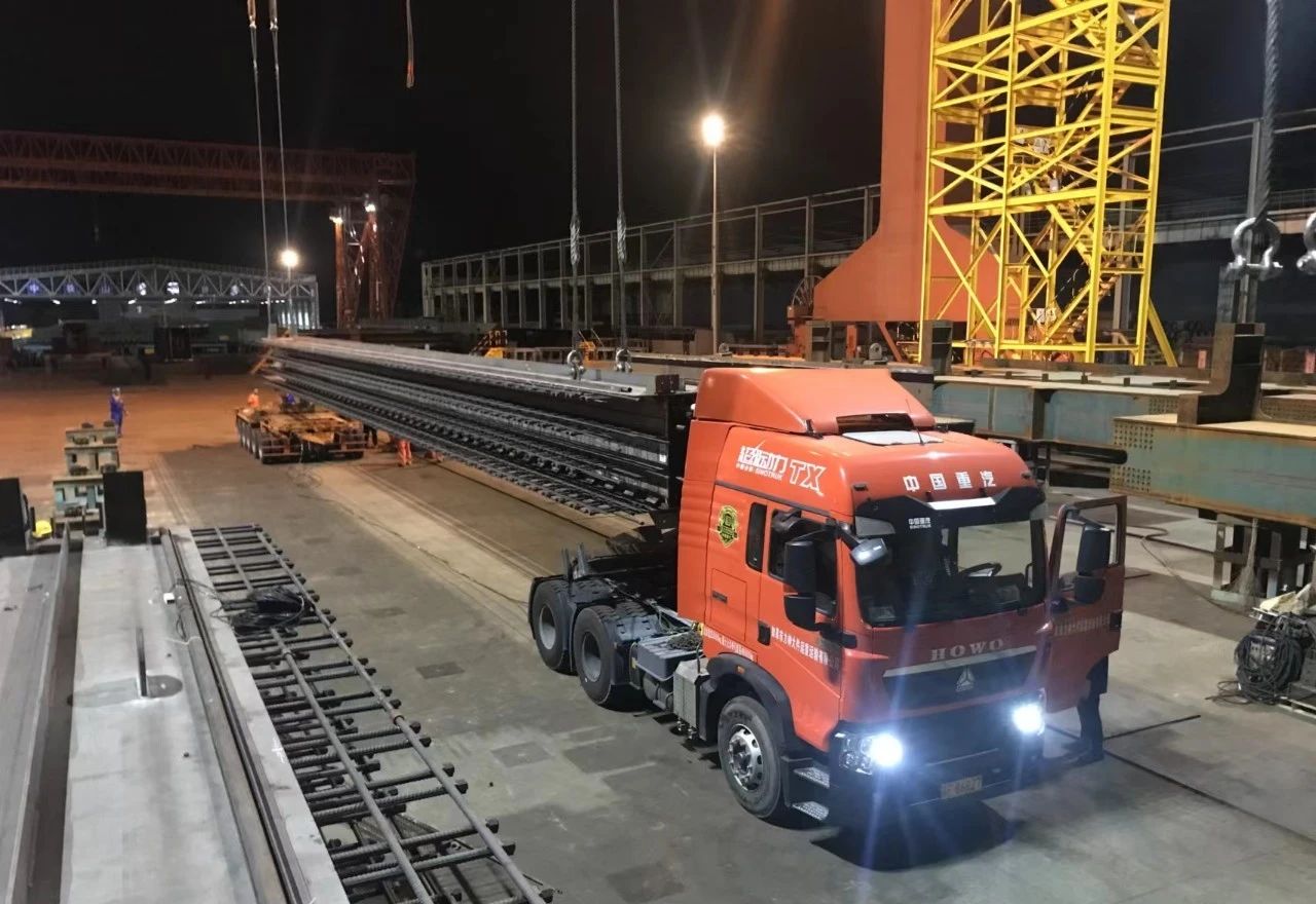 最后一船！张靖皋长江大桥南锚碇地连墙厂内生产全部完成(图3)