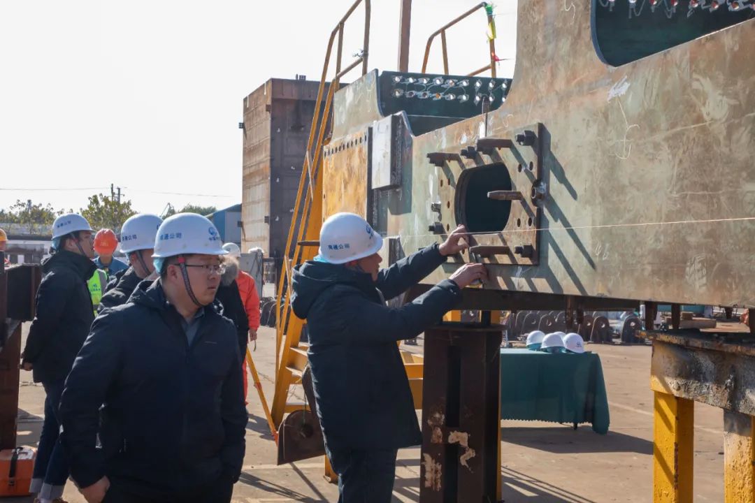 以学促干当先锋丨长深高速LHK-GJG2标北六塘河大桥（左幅）桁片试装通过验收(图2)