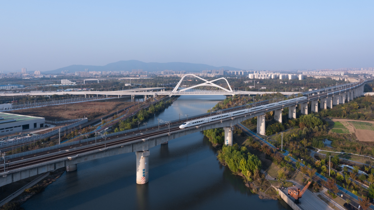 喜迎百卅丨秦淮湾大桥荣获2023年AMP美国建筑大师奖“最佳杰出奖”(图2)