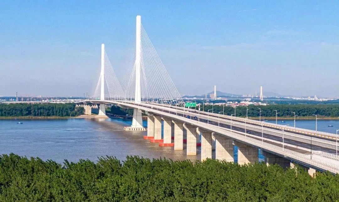 中铁山桥南通公司参建的浦仪公路西段工程项目获李春奖(图2)