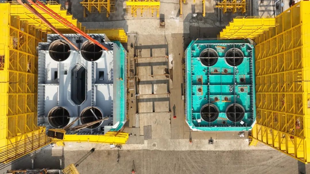 张靖皋长江大桥主塔节段制造首件工程暨首轮立式预拼装通过验收(图3)