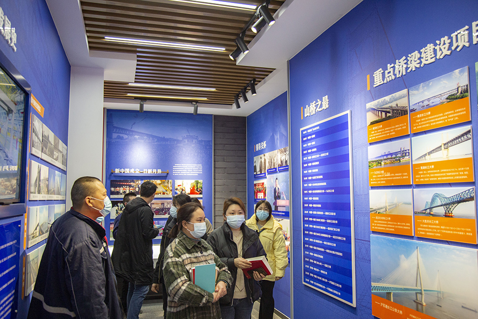 如皋市高端成套设备及关键零部件产业链党建联盟于南通公司开展党的二十大精神宣讲会(图2)