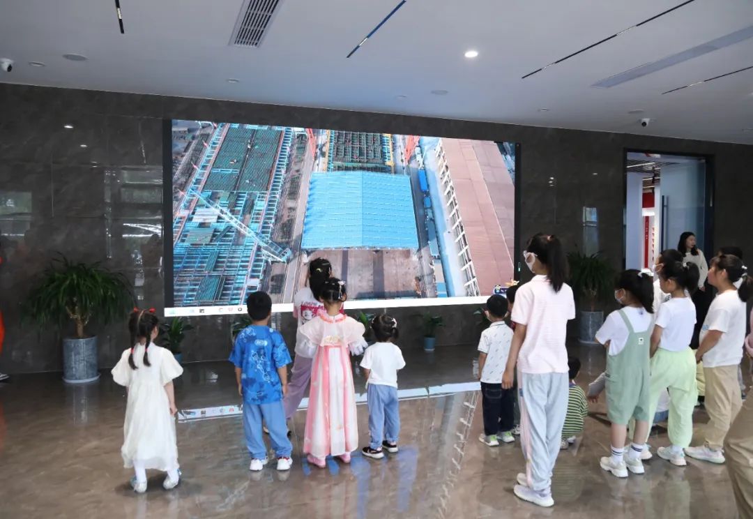 南通公司“童心向党 红桥传承”六一儿童研学活动剪影(图5)